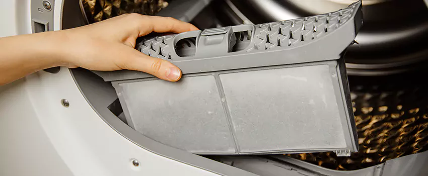 Signs Of A Clogged Dryer Lint Trap in Merced, California